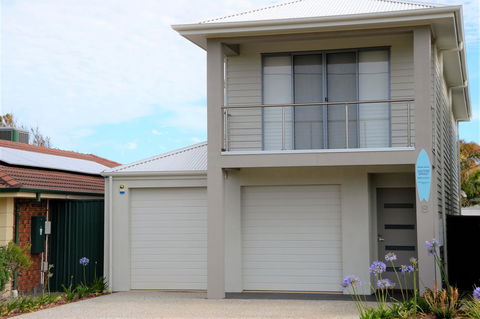 Eastern Breeze - Redcliffe Tourism 37