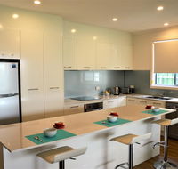 Eastern Breeze - Redcliffe Tourism