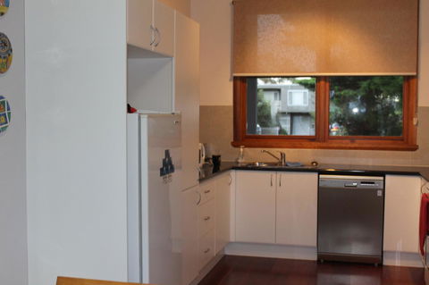 \'Point Break\' Your Waterfront Break At The Point - Redcliffe Tourism 8