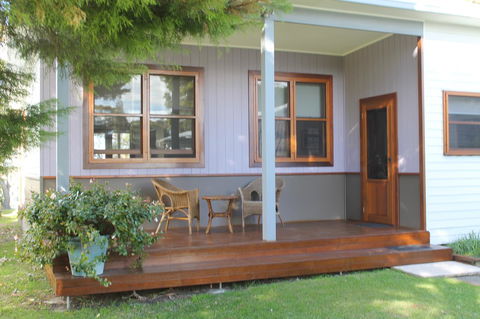 \'Point Break\' Your Waterfront Break At The Point - Redcliffe Tourism 2