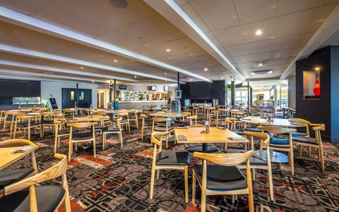 Nightcap At Finsbury Hotel - Redcliffe Tourism 7