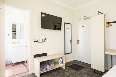 Nightcap At Finsbury Hotel - Redcliffe Tourism 20