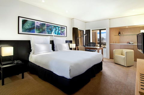 Hilton Adelaide - Redcliffe Tourism 7