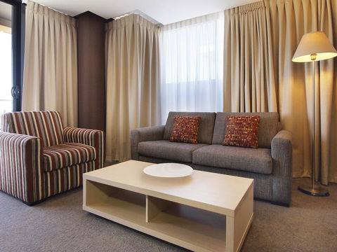 Oaks Adelaide Horizons Suites - Redcliffe Tourism 14