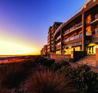 Glenelg Beach Studio - Redcliffe Tourism