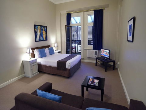 Mansions On Pulteney - Redcliffe Tourism 1