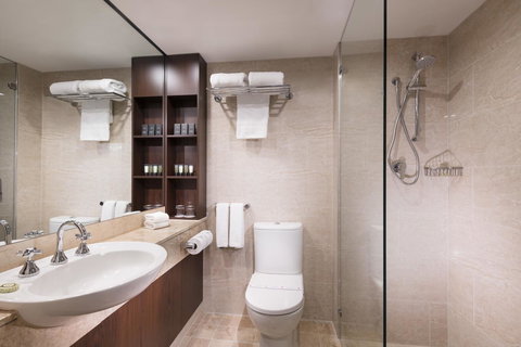 Stamford Plaza Adelaide - Redcliffe Tourism 9