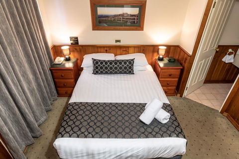 Astor Inn - Redcliffe Tourism 5