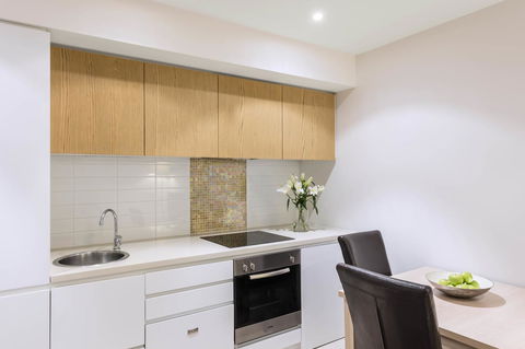 IStay Precinct Adelaide - Redcliffe Tourism 8