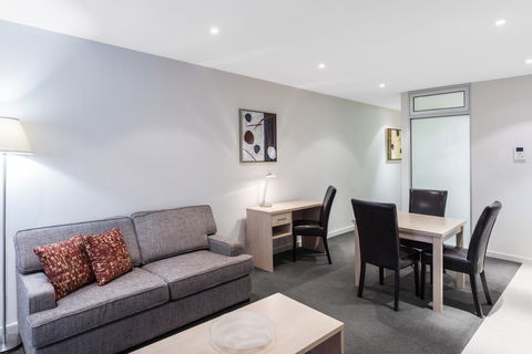 IStay Precinct Adelaide - Redcliffe Tourism 17