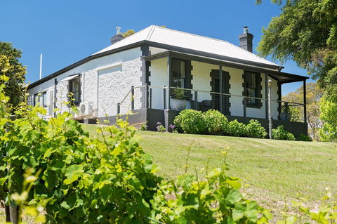 The Other House - Redcliffe Tourism 1