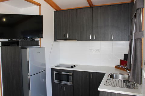 Ceduna Foreshore Caravan Park - Redcliffe Tourism 1