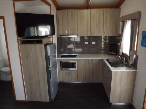 Ceduna Foreshore Caravan Park - Redcliffe Tourism 12