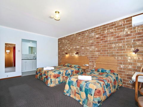 Motel Goolwa - Redcliffe Tourism 7