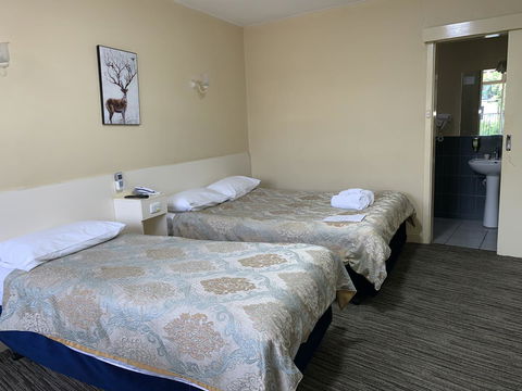 Jacksons Motor Inn - Redcliffe Tourism 39