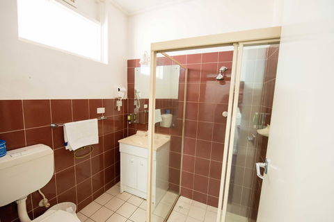 Jacksons Motor Inn - Redcliffe Tourism 16