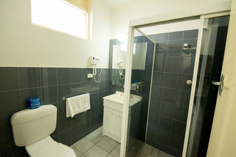 Jacksons Motor Inn - Redcliffe Tourism 27