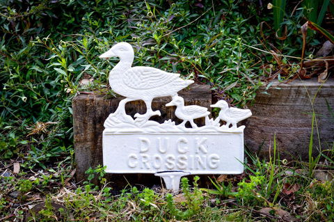 Ghost Hill Road Retreat - Redcliffe Tourism 23