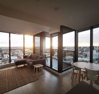 Modern CBD Apartment with Panoramic View - Redcliffe Tourism
