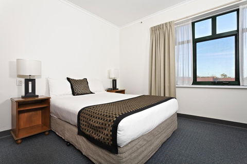 BreakFree Directors Studios - Redcliffe Tourism 2