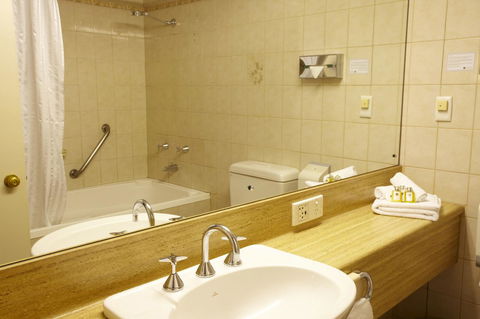 Comfort Hotel Adelaide Meridien - Redcliffe Tourism 12