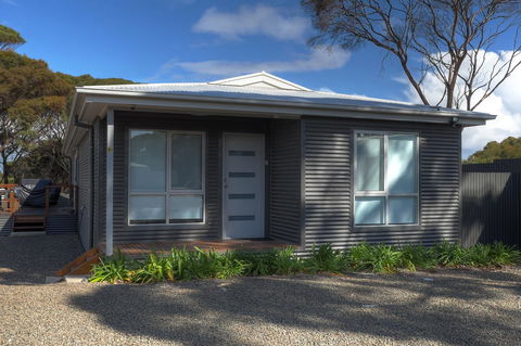 Home On Torrens - Redcliffe Tourism 20