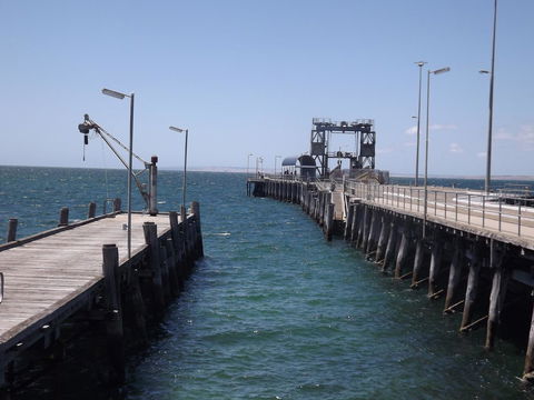 Home On Torrens - Redcliffe Tourism 13