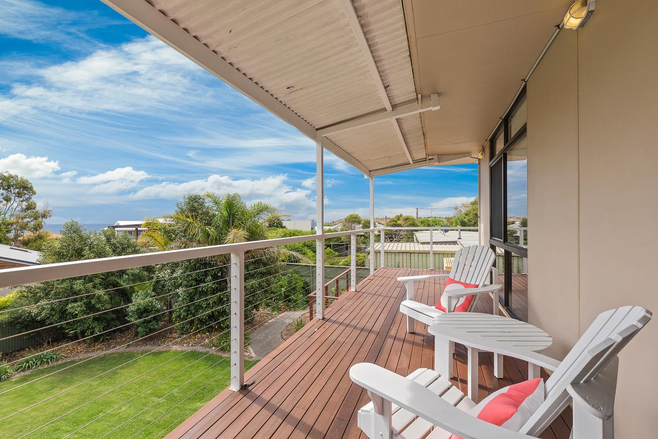  Redcliffe Tourism