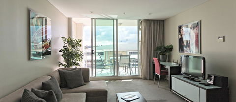 Adelaide DressCircle Apartments - North Terrace - Redcliffe Tourism 2