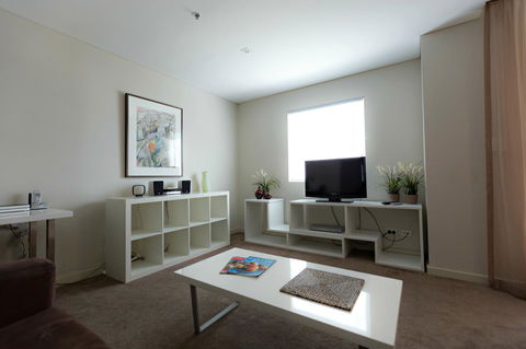 Adelaide DressCircle Apartments - North Terrace - Redcliffe Tourism 13