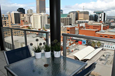 Adelaide DressCircle Apartments - North Terrace - Redcliffe Tourism 25