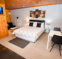 Seppelts View Cabins - Redcliffe Tourism