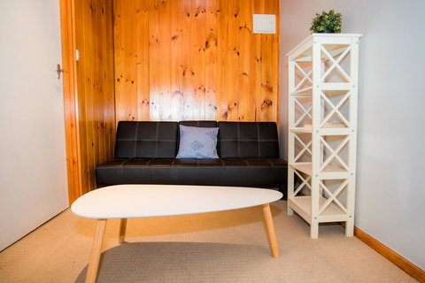 Seppelts View Cabins - Redcliffe Tourism 4