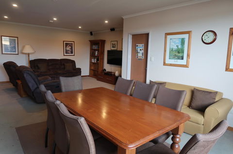 Southgate Motel - Redcliffe Tourism 13