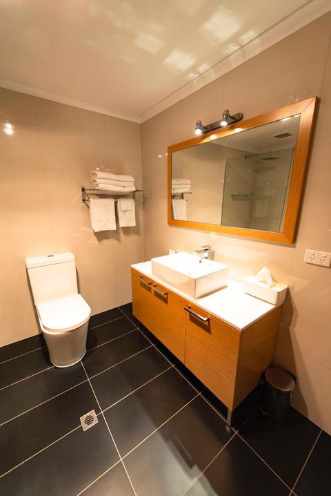 Southgate Motel - Redcliffe Tourism 16