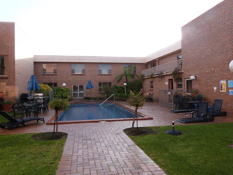 Southgate Motel - Redcliffe Tourism 30