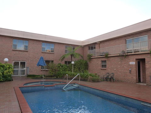 Southgate Motel - Redcliffe Tourism 33