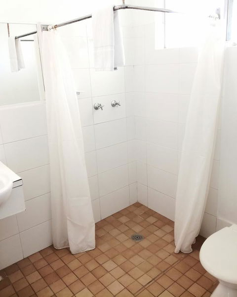 Arcadia Motel - Redcliffe Tourism 14