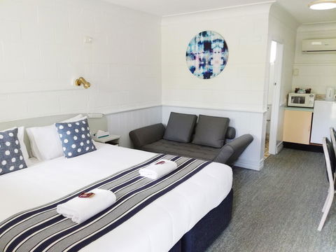 Arcadia Motel - Redcliffe Tourism 28