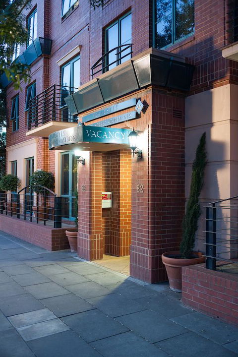 Majestic Tynte Street Apartments - Redcliffe Tourism 1