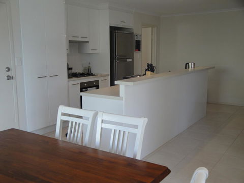 White Sands Retreat - Redcliffe Tourism 3
