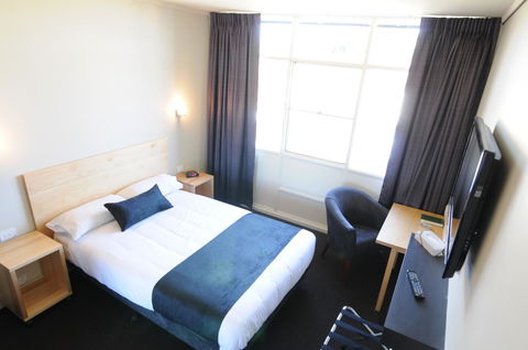 Mansfield Park Hotel - Redcliffe Tourism 13