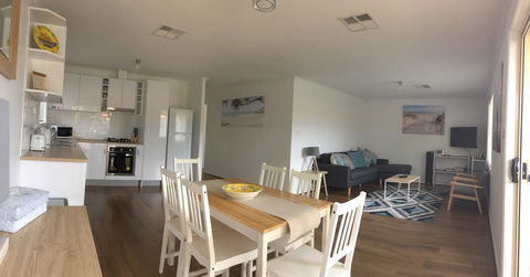 Windsor Gardens Home - Redcliffe Tourism 9