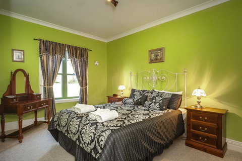 Angaston Saleyards Luxury Accommodation - Redcliffe Tourism 15