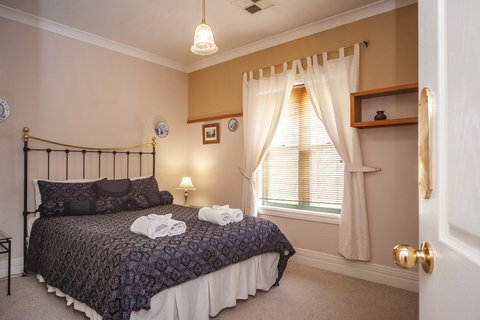 Angaston Saleyards Luxury Accommodation - Redcliffe Tourism 2