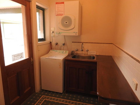 Angaston Saleyards Luxury Accommodation - Redcliffe Tourism 34