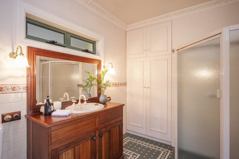 Angaston Saleyards Luxury Accommodation - Redcliffe Tourism 29