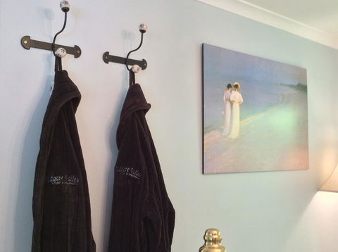 Aldgate Valley Bed And Breakfast - Redcliffe Tourism 10