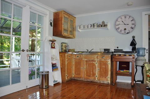 Aldgate Valley Bed And Breakfast - Redcliffe Tourism 9