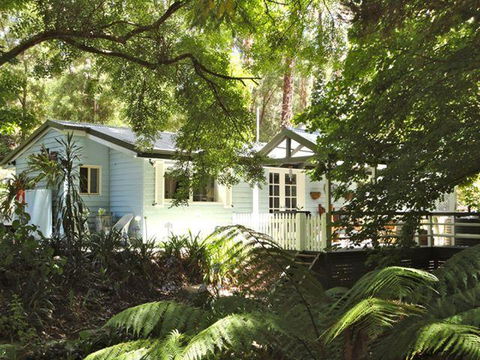 Aldgate Valley Bed And Breakfast - Redcliffe Tourism 1